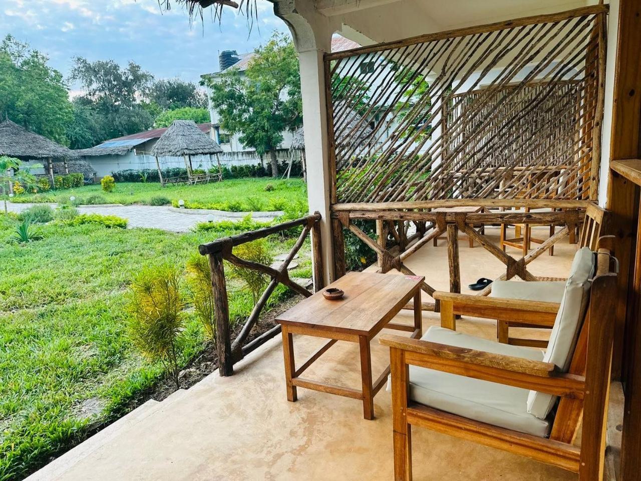 Zanzigo Hotel Nungwi Bagian luar foto